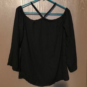 Women’s black top